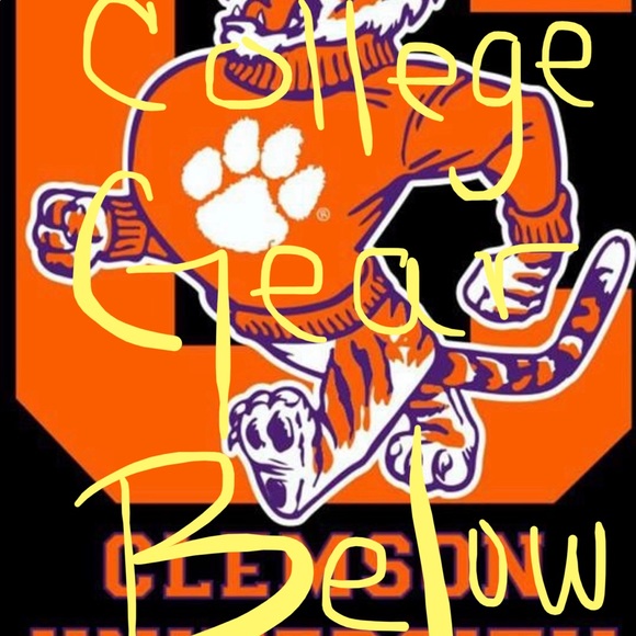 COLLEGE MERCH NIB - Picture 1 of 8